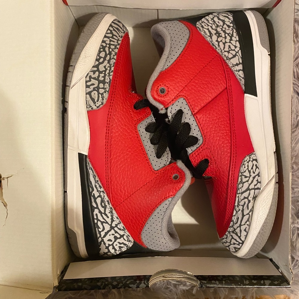 COPY - Red cement grey 3s